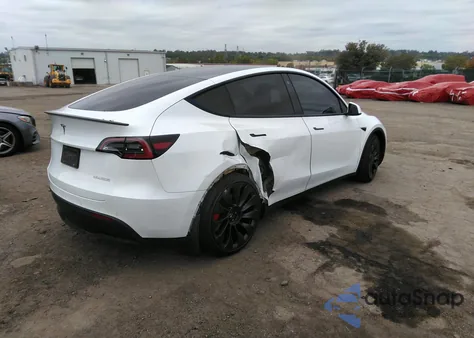 2022 Tesla Model Y Performance Dual Motor All-Wheel Drive from USA, damaged, VIN 7SAYGDEF0NF373523